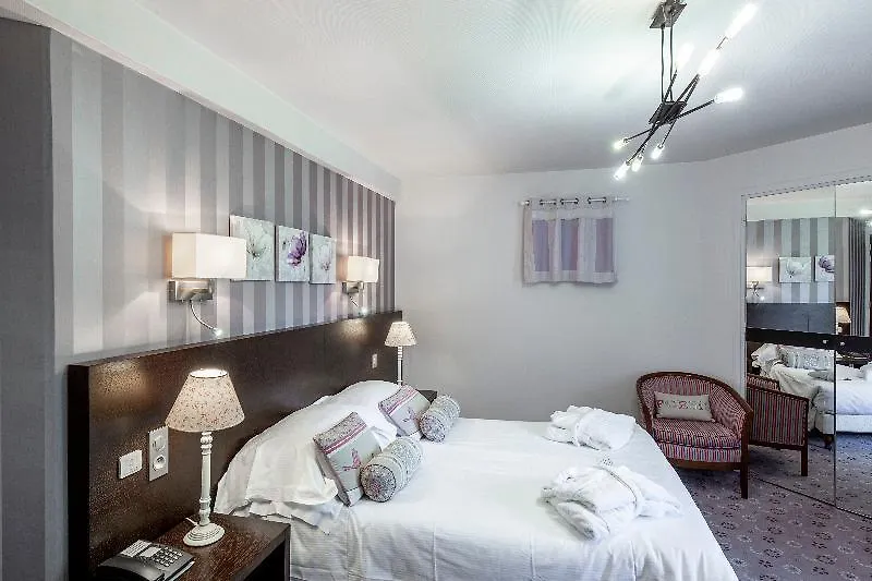 Le Bailliage Hotel & Spa Salers 3*,