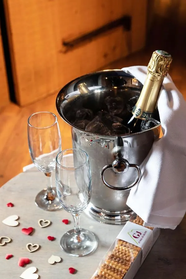 Le Bailliage Hotel & Spa Salers
